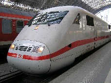 ICE。ドイツの特急列車。
