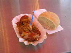 直訳すればカレーソーセージ、なのかな? 直訳すればカレーソーセージ、なのかな?