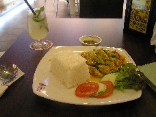 昼飯。シーフードのカレー炒め 昼飯。シーフードのカレー炒め