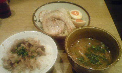 つけ麺＋ちゃーしゅー丼