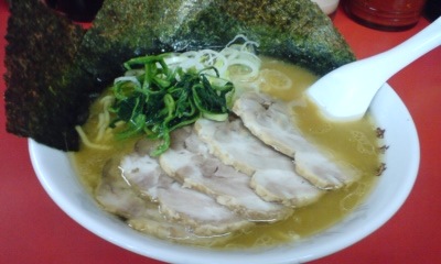 チャーシュー麺太麺